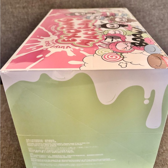 CASE of Authentic Exciting Macaron LABUBU Blind Boxes- 6 LABUBU no repetition! - Picture 5 of 5